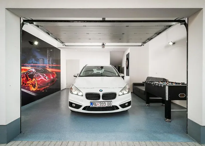 Palladium * Makarska