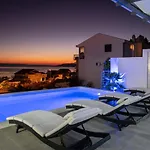 Palladium Villa *